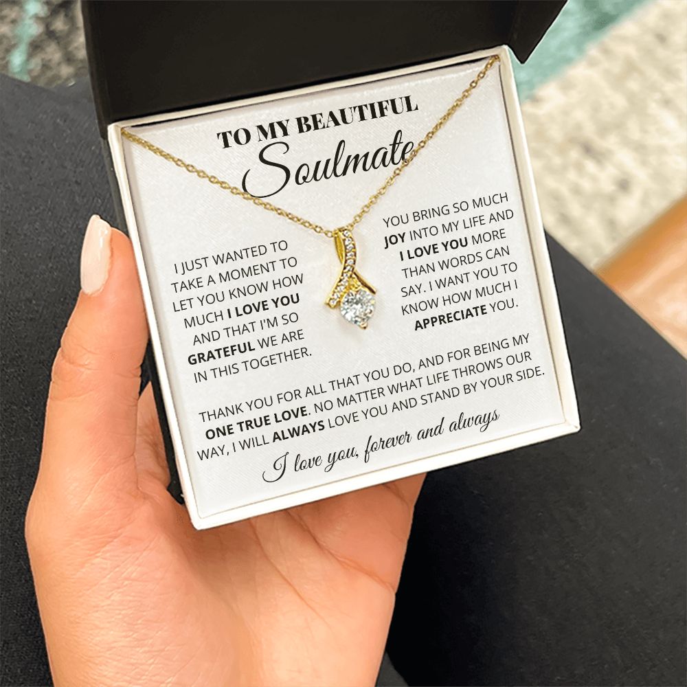 Soulmate - One True Love - Alluring Necklace