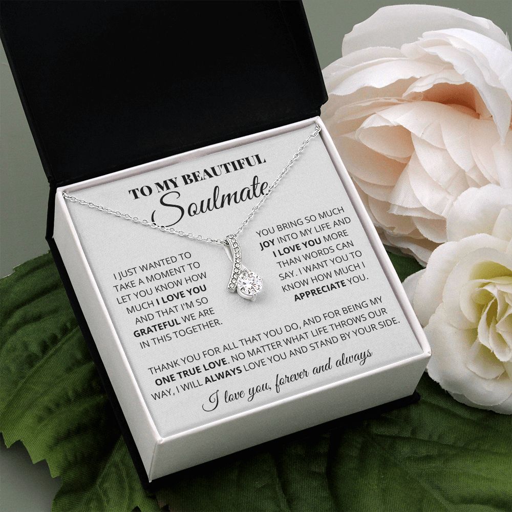 Soulmate - One True Love - Alluring Necklace