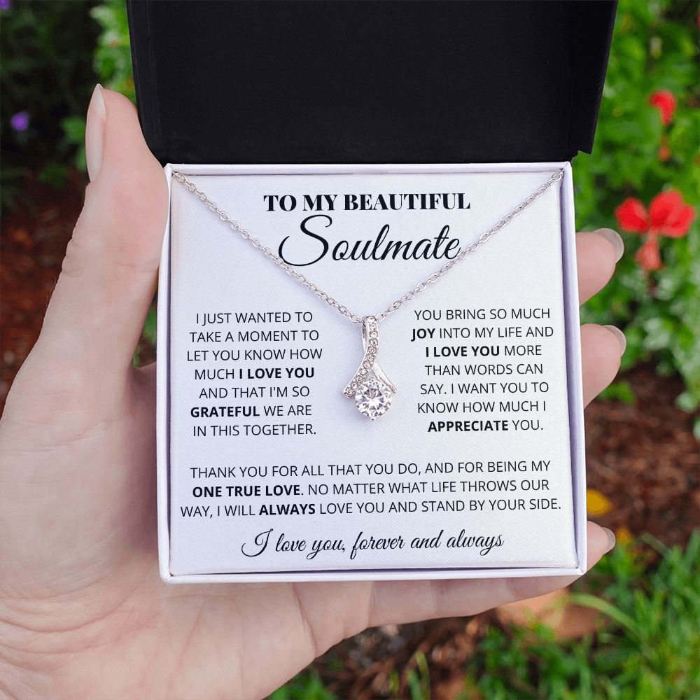 Soulmate - One True Love - Alluring Necklace