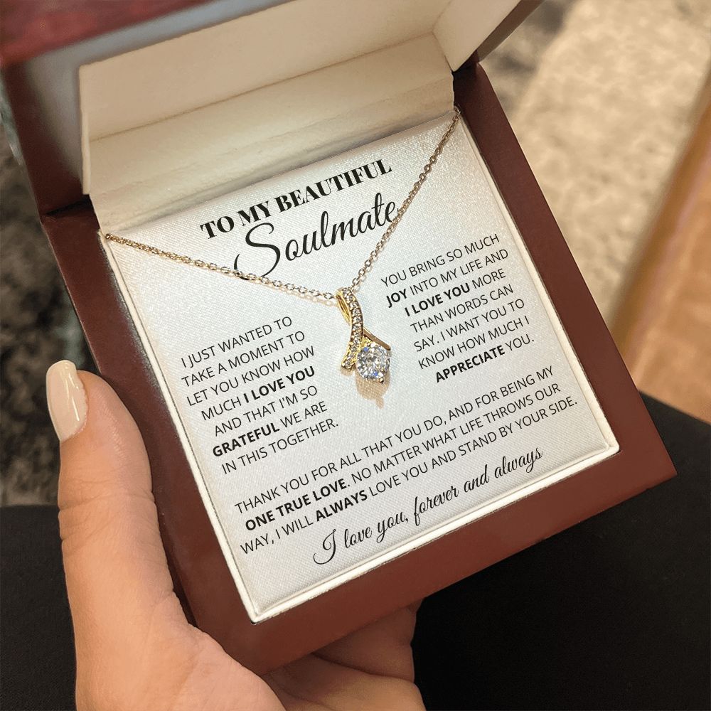 Soulmate - One True Love - Alluring Necklace