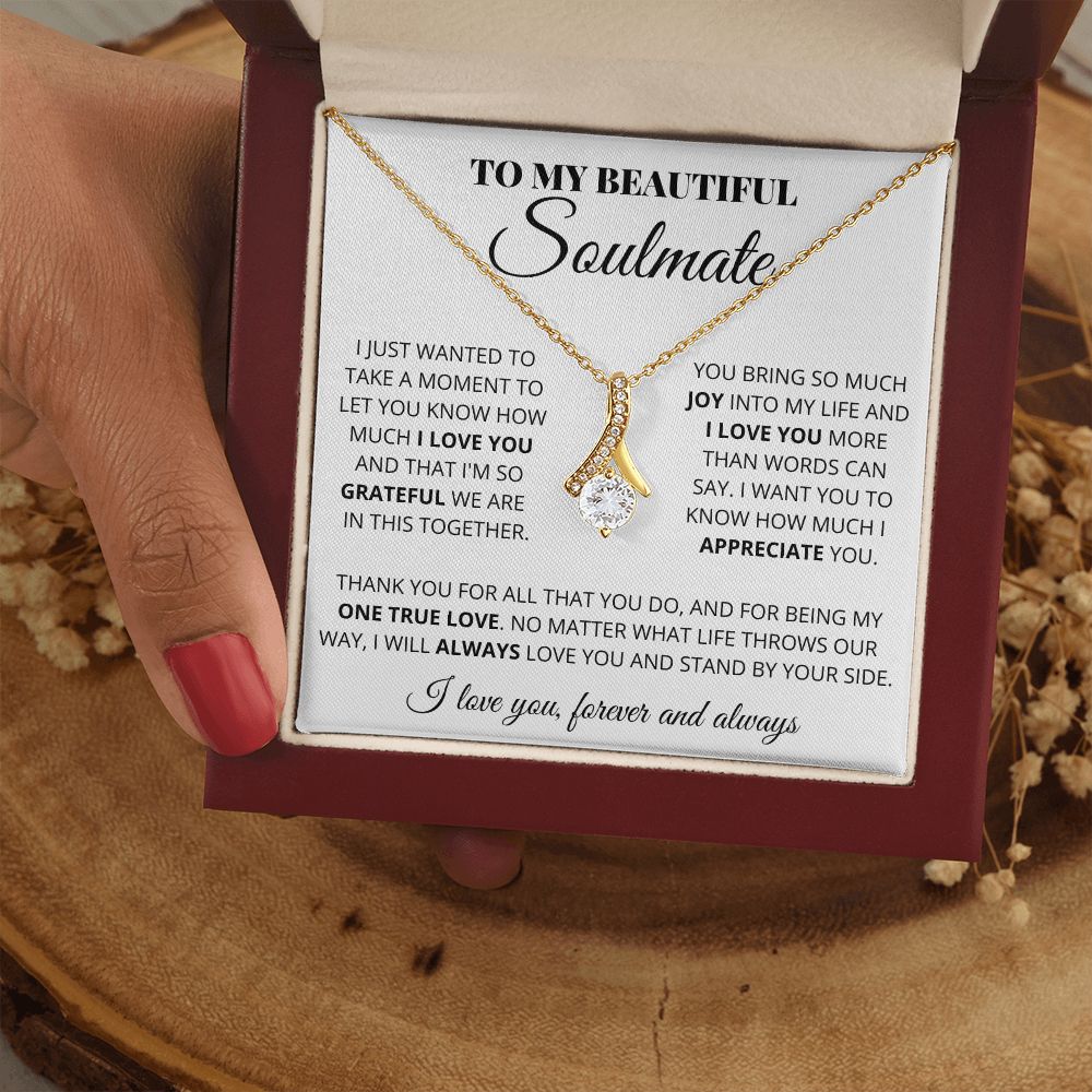 Soulmate - One True Love - Alluring Necklace