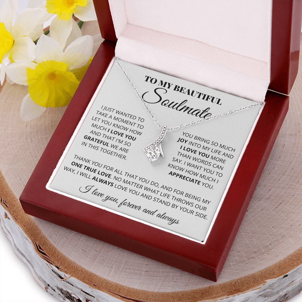 Soulmate - One True Love - Alluring Necklace