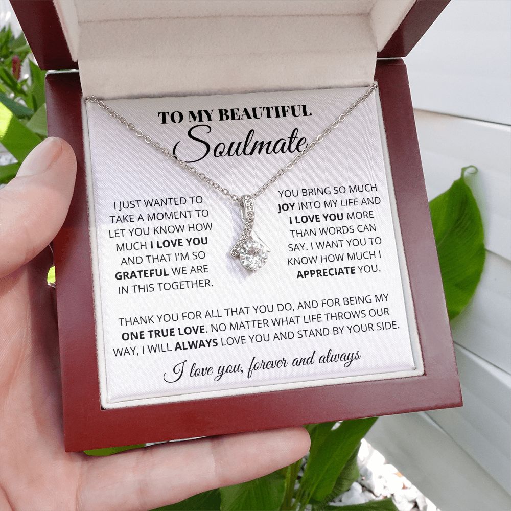 Soulmate - One True Love - Alluring Necklace