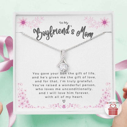 Gift Of Love - Boyfriend's Mom Chérie Necklace