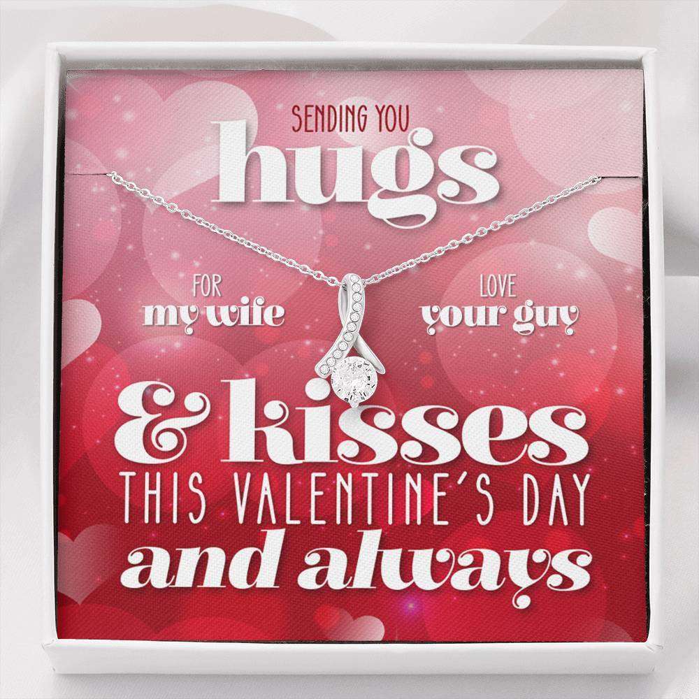 Hugs & Kisses - Wife Chérie Necklace